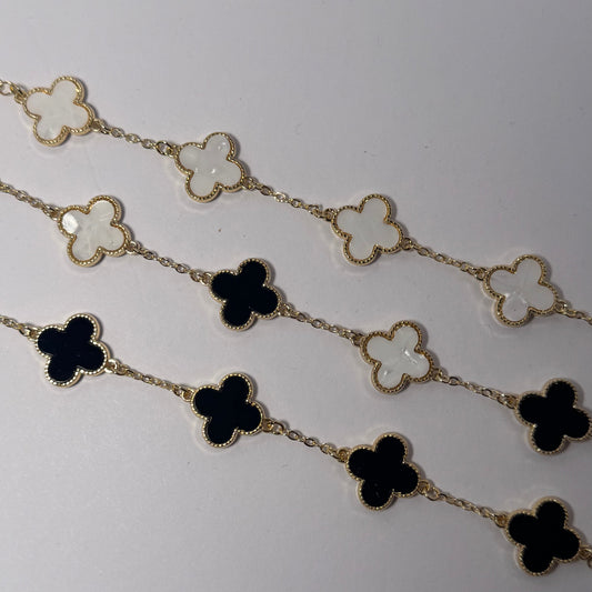 Extremely Hot clover bracelet